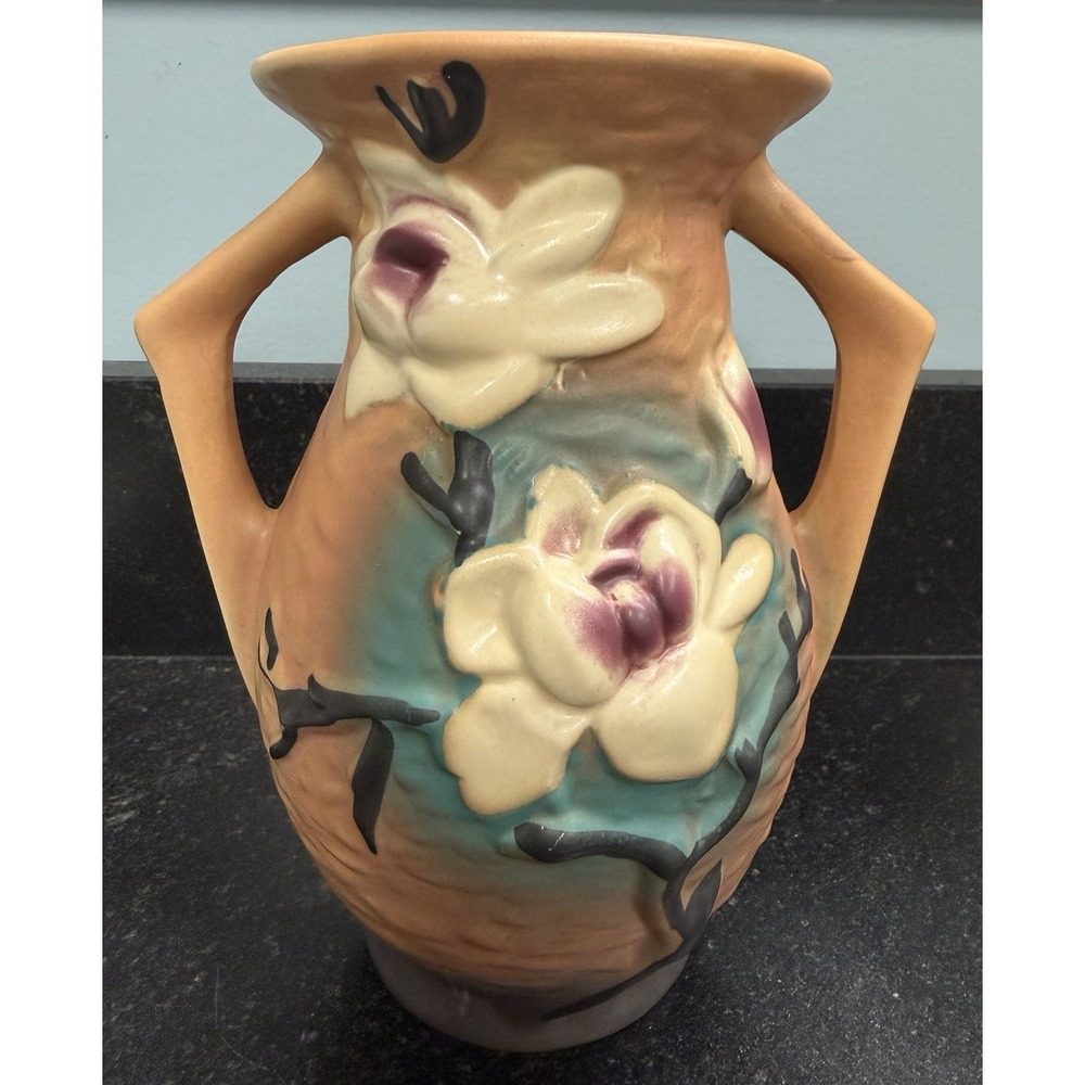Roseville Pottery Magnolia Double‎ Handle Vase 90-7 Art Pottery Reproduction